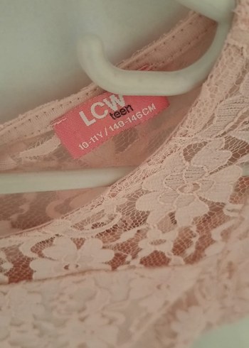 LC Waikiki Dantel Detaylı Pembe Kız Elbisesi
