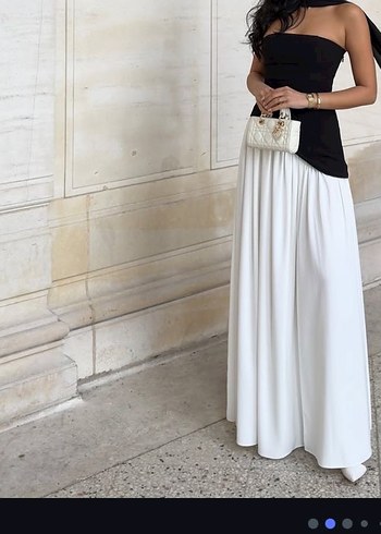 Korse abiye piliseli Siyah-Beyaz Drapeli Straplez Uzun Elbise - Görsel 3