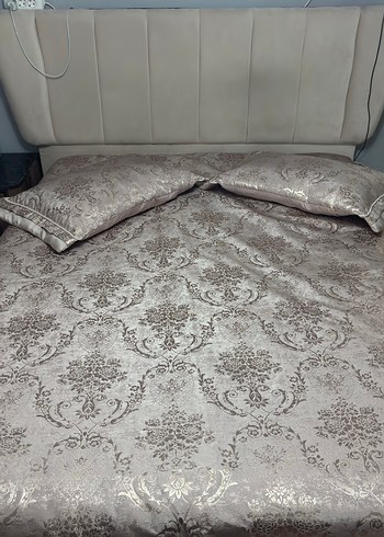 Bej Nakışlı Gri Desenli Yatak Örtüsü - Görsel 5