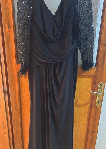 Uzun Siyah V Yaka Gotik Abiye Elbise - Görsel 2