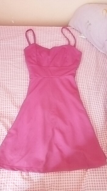 Pembe mini elbise