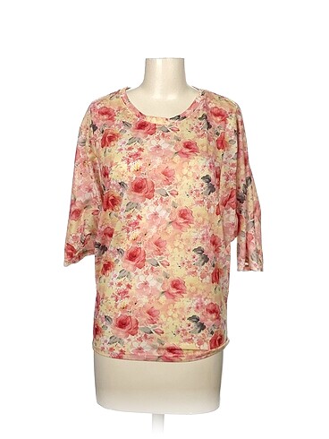BeBe T-shirt %70 İndirimli.