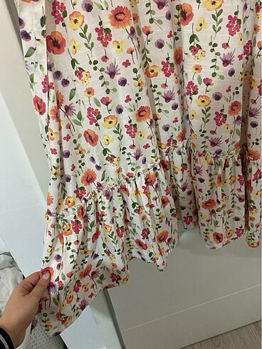 LC Waikiki v yaka çiçekli elbise