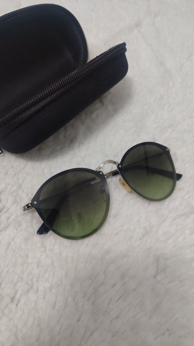 Koyu Yeşil/ Haki Kadın Güneş Gözlüğü - Görsel 2