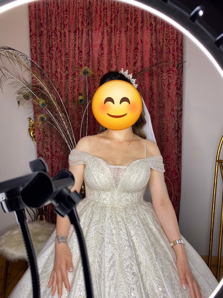 Beyaz Straplez Prenses Gelinlik - Görsel 4