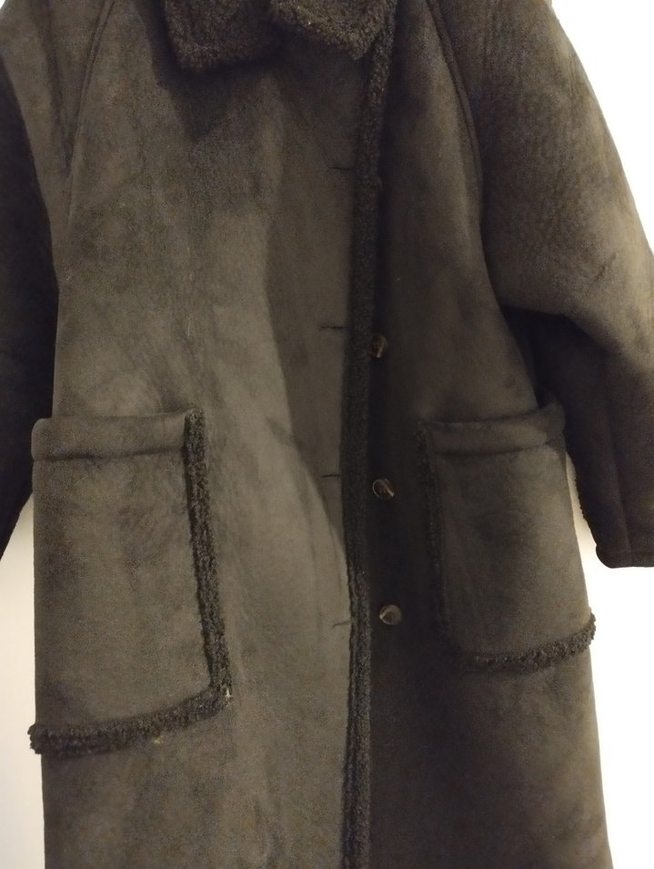 Pull&Bear Suni kürklü siyah uzun kaban — görsel 6/8