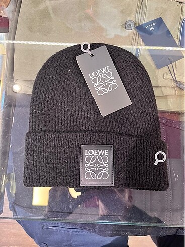 Loewe yünlü bere