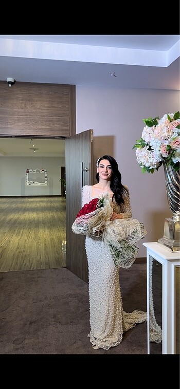 Nişan elbisesi