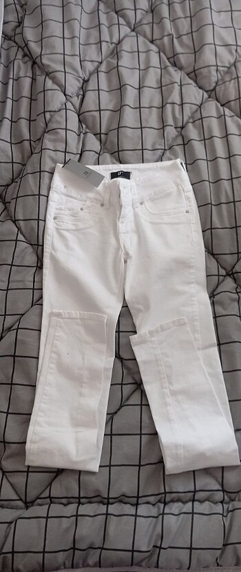 26 Beden beyaz Renk LTB Beyaz Jean