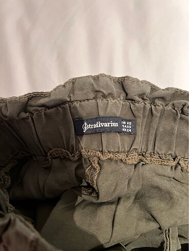 xs Beden Stradivarius şort