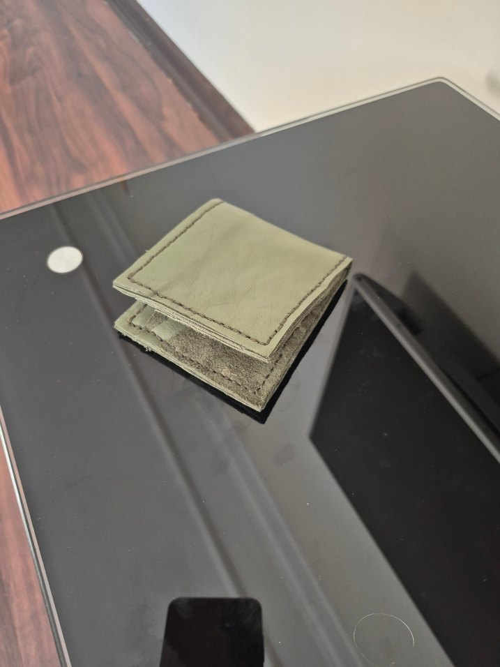 Gri Erkek Cüzdanı Minimalist Tasarım - Görsel 2