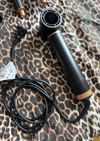 Saç Şekillendirici Seti ve Aksesuarları - Görsel 3