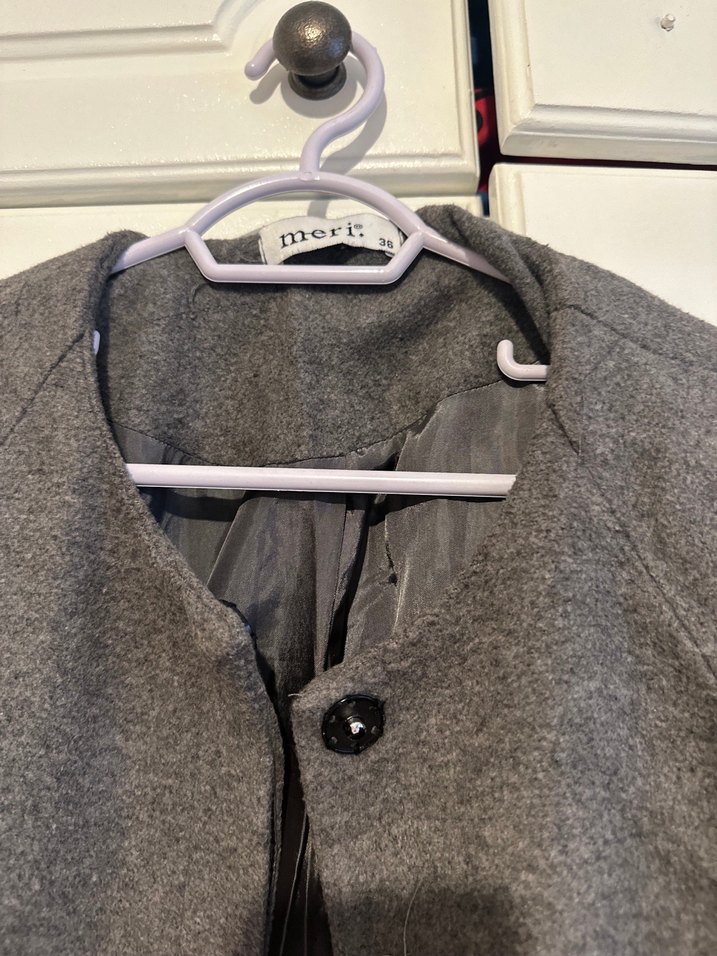 Gri Uzun Kadın Keten Düğmeli Kaban - Görsel 2