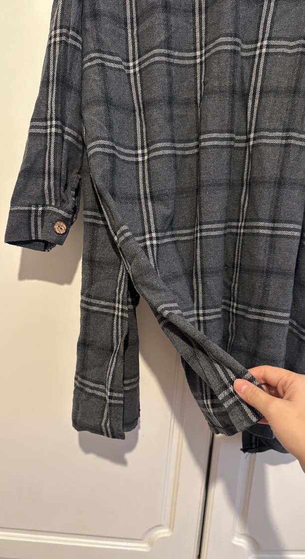 Gri Ekose Düğmeli Kadın Gömlek - Görsel 3