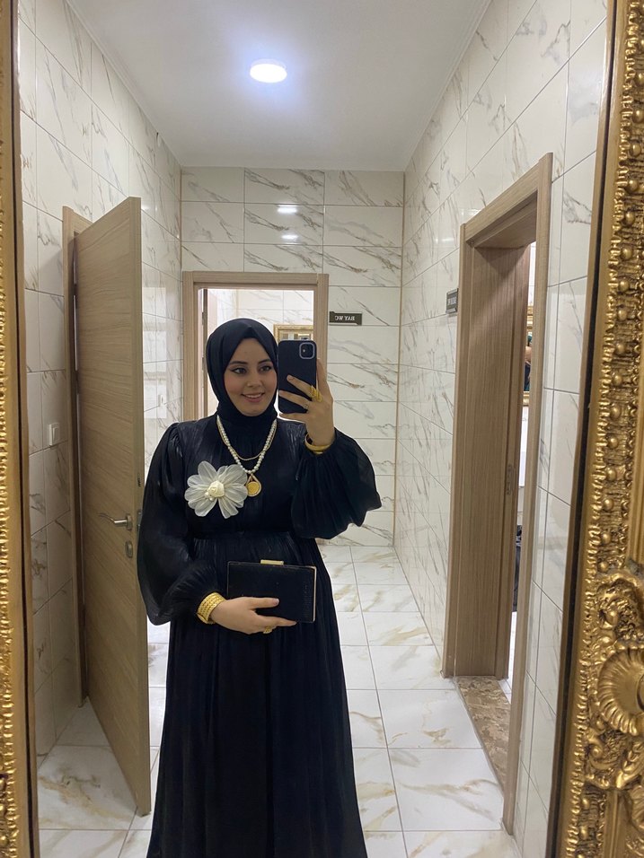 Püsküllü Siyah Uzun Boy Tesettür Elbise - Görsel 2