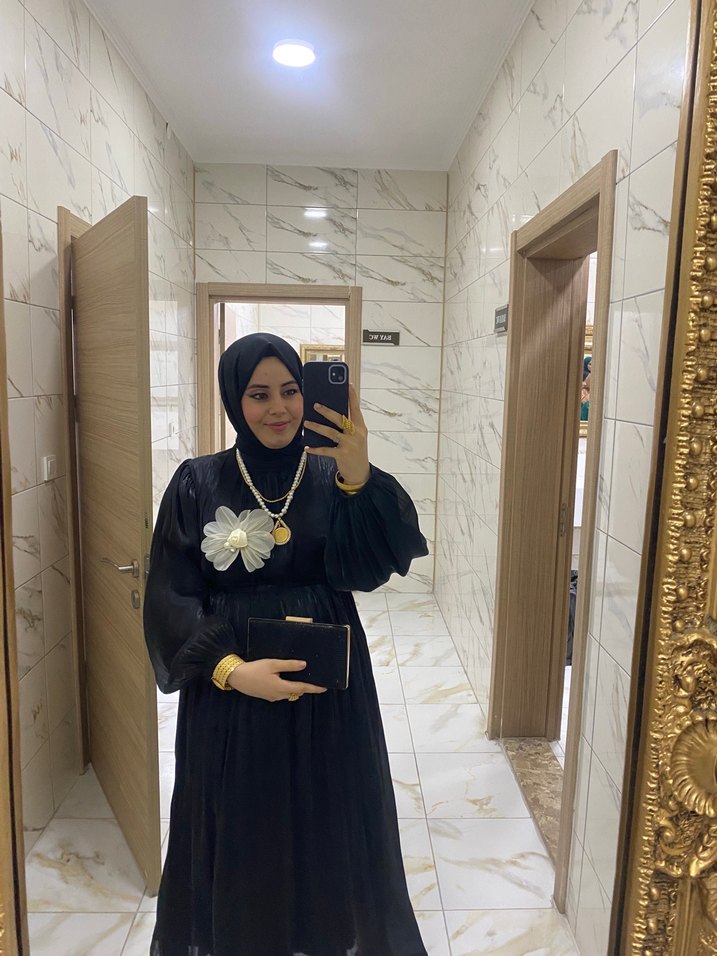 Püsküllü Siyah Uzun Boy Tesettür Elbise - Görsel 3