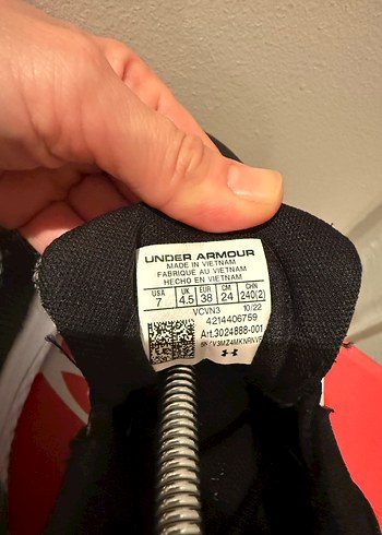 Under Armour Siyah  Spor Ayakkabısı - Görsel 4