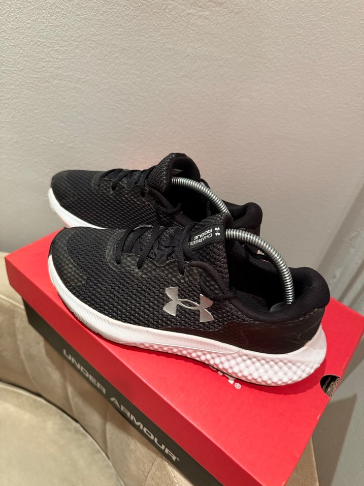 Under Armour Siyah  Spor Ayakkabısı - Görsel 2