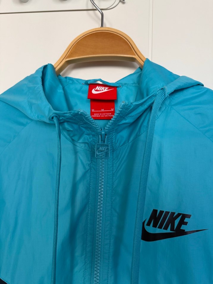 Nike Mont - Görsel 2