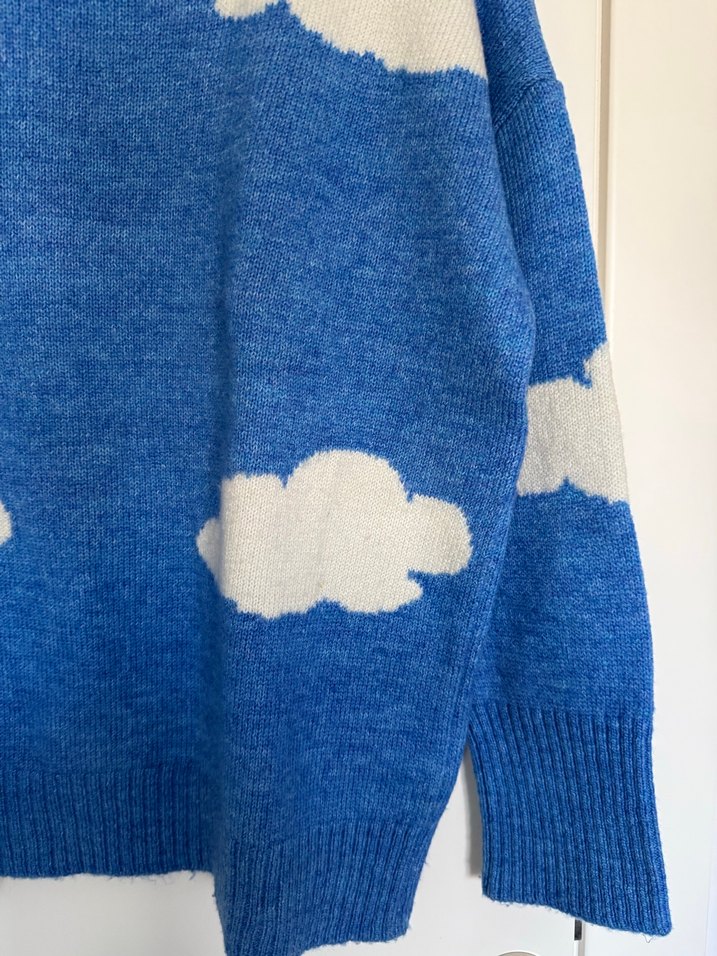 Mavi Bulut Desenli Örgü Kadın Kazak - Görsel 3