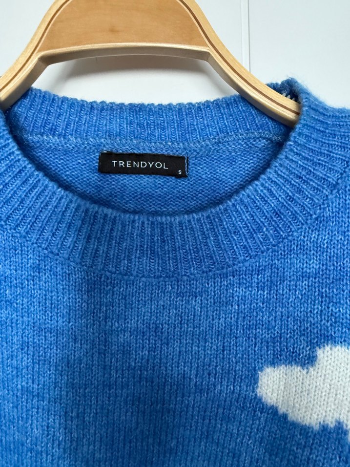 Mavi Bulut Desenli Örgü Kadın Kazak - Görsel 2