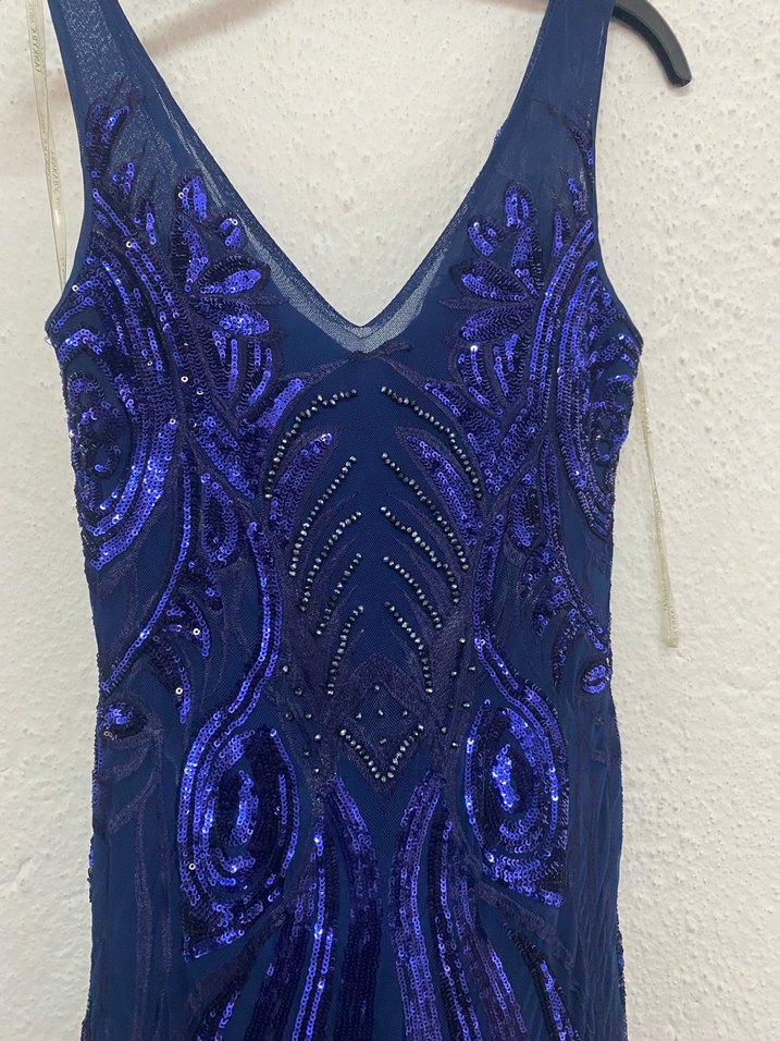 Lacivert V Yaka Taş detaylı Etek ucu Tül detaylı kuyruklu abiye - Görsel 3