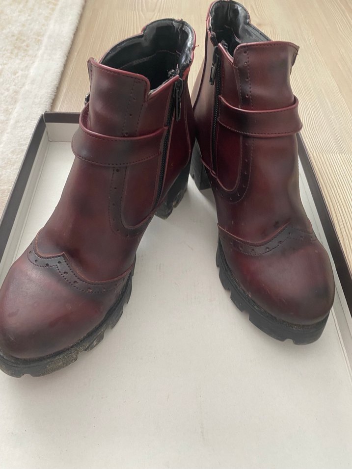 Bordo Deri Kadın Kısa Topuk Bot - Görsel 3