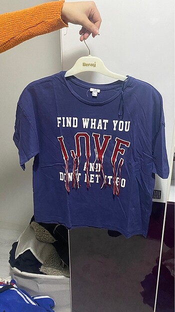 T-shirt