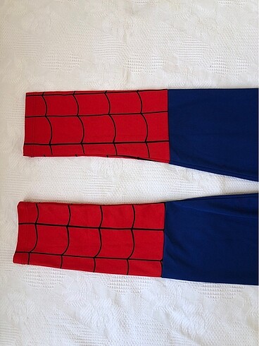 11-12 Yaş Beden Spiderman kostüm