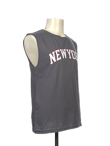 LC Waikiki T-shirt %70 İndirimli. - Görsel 2