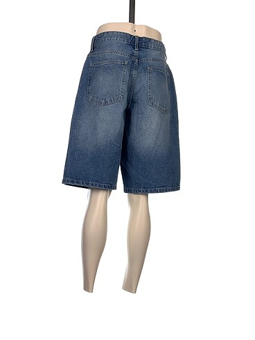 40 Beden Bershka Bermuda / Kapri p İndirimli.