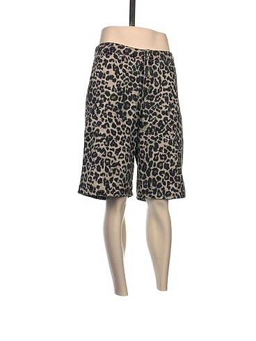 Bershka Bershka Bermuda / Kapri p İndirimli.