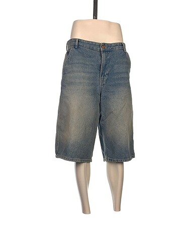 Bershka Bershka Bermuda / Kapri p İndirimli.