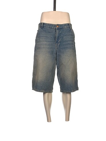 Bershka Bermuda / Kapri p İndirimli.