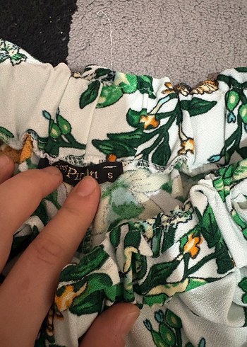 Çiçek Desenli Dantel Detaylı Mini Şort - Görsel 2