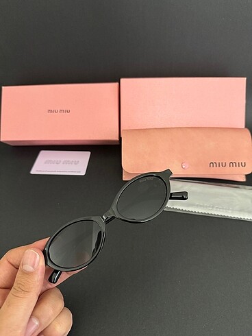 Miu Miu Miu miu güneş gözlüğü