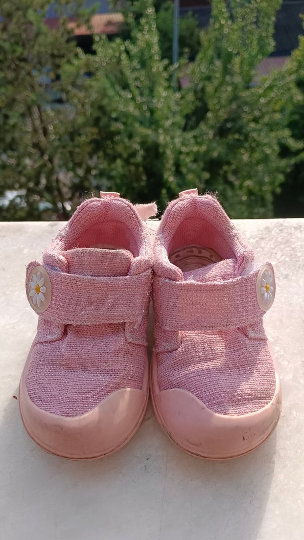 Kız Çocuk Pembe Cırtlı Çiçekli Spor Ayakkabı - Görsel 2