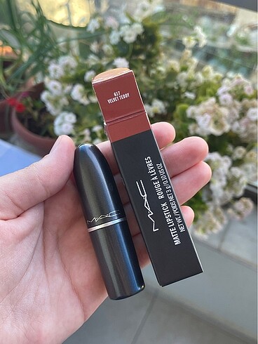 Mac Velvet Teddy