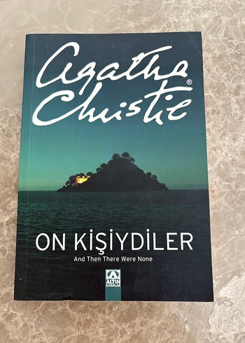 On Kişiydiler - Agatha Christie