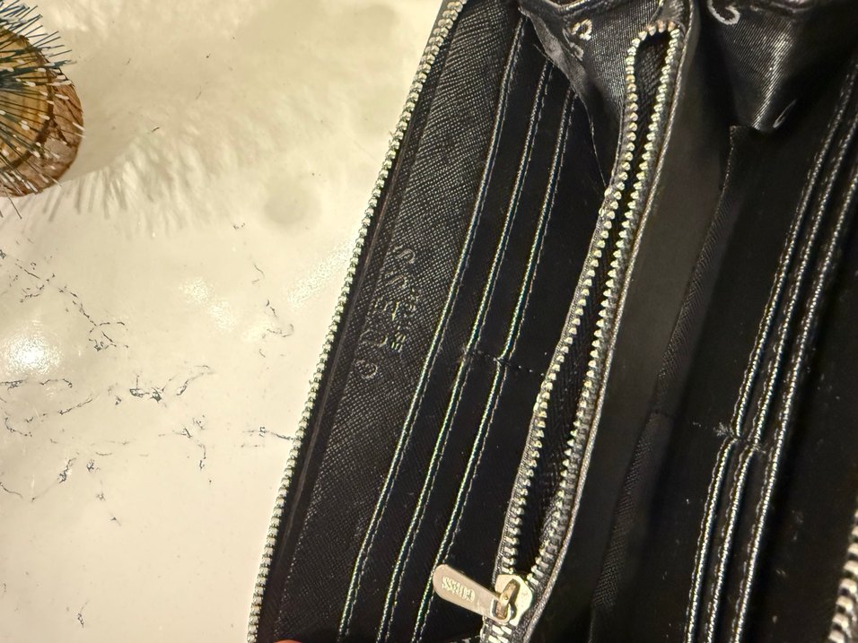 Guess Siyah Deri Fermuarlı Kadın Cüzdan - Görsel 5