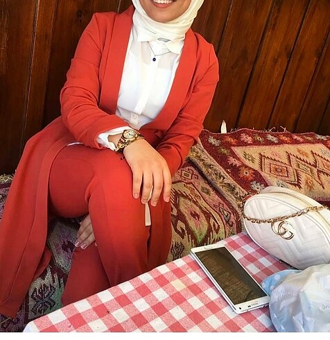 Diğer Kiremit rengi takım