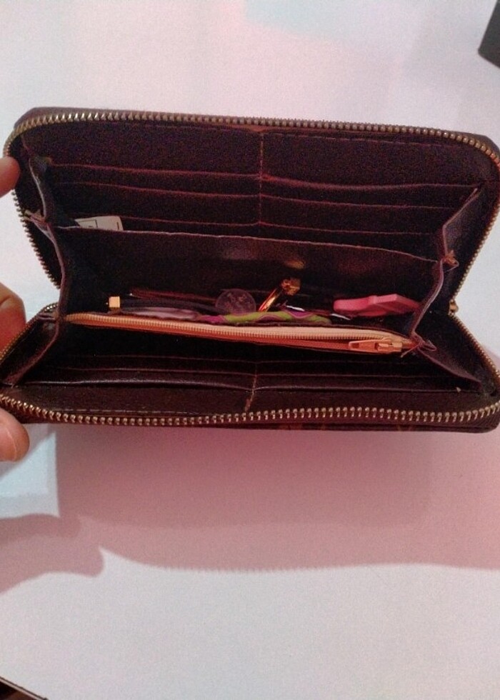 LUIS VUITTON ELÇANTASI - Görsel 2