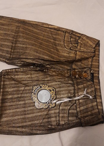 Altın Parlak Çizgili Jean - Görsel 3