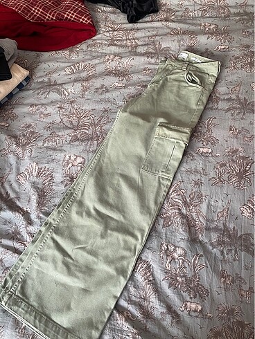 38 Beden haki Renk Bershka Wide Leg Kargo Pantolon