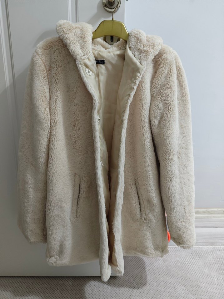 Kapüşonlu Krem Renk Suni Kürk - Görsel 4