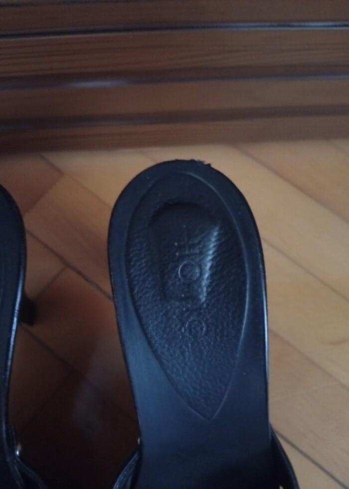 Hotiç Deri Terlik - Görsel 3