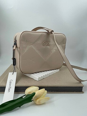  Beden Clavin Klein çanta