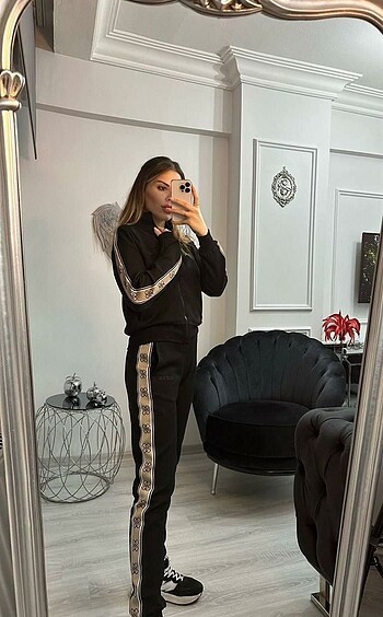 Guess ikili takım