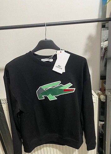 Lacoste bayan sweat ilan açtırin beden ve renk için 