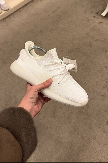 Yeezy ithal